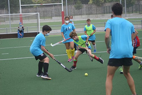 V Campus Hockey Hierba LLoberu-Exeter Language Centres 2021 Foto 15